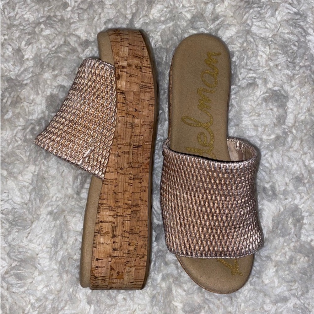 SOLD‼️ Sam Edelman Pink Platform Sandals